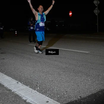 Runner Photo 7458054