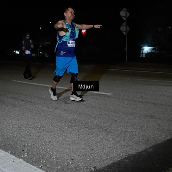 Runner Photo 7458083