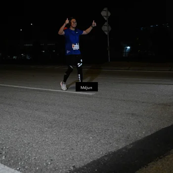 Runner Photo 7458139