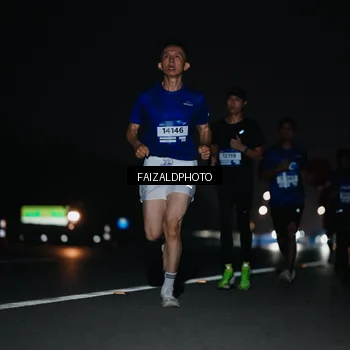 Runner Photo 7458172