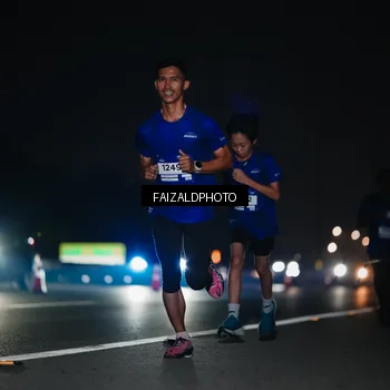 Runner Photo 7458200
