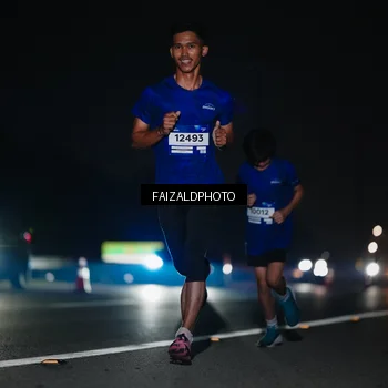 Runner Photo 7458208