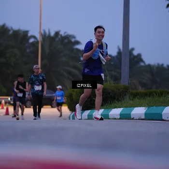 Runner Photo 7458242