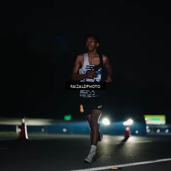 Runner Photo 7458247
