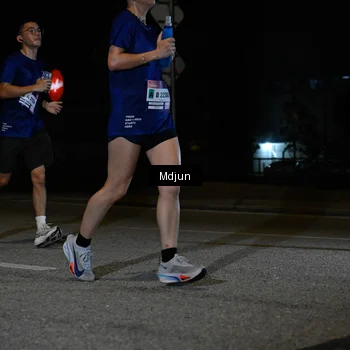 Runner Photo 7458467