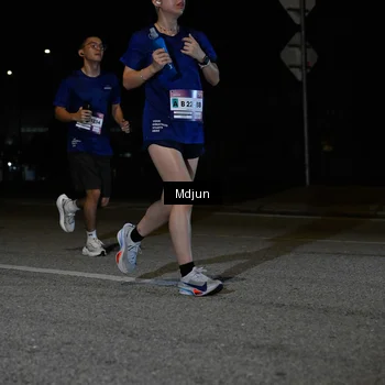 Runner Photo 7458477