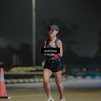 Runner Photo 7458511
