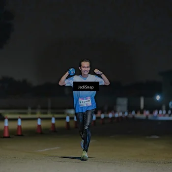 Runner Photo 7458560