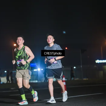 Runner Photo 7458579