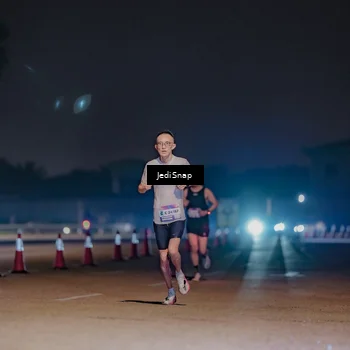 Runner Photo 7458596