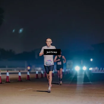 Runner Photo 7458604