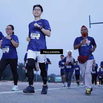 Runner Photo 7458643