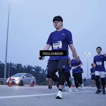Runner Photo 7458649