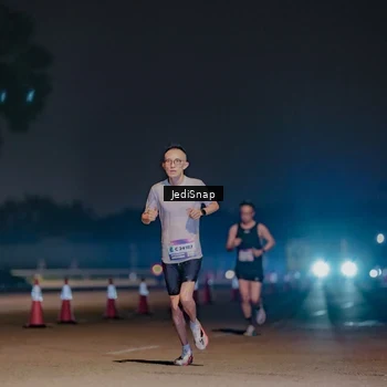 Runner Photo 7458662