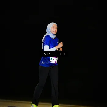 Runner Photo 7458696