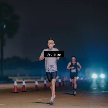 Runner Photo 7458701