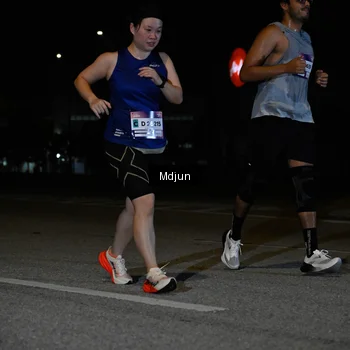 Runner Photo 7458809