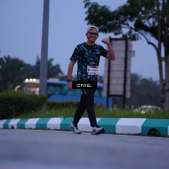 Runner Photo 7458831