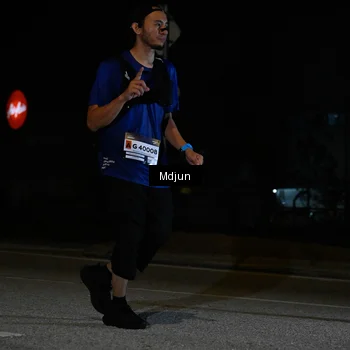 Runner Photo 7458871