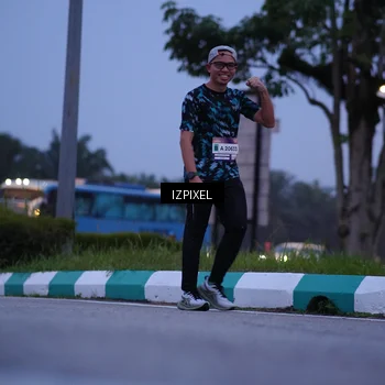 Runner Photo 7458918