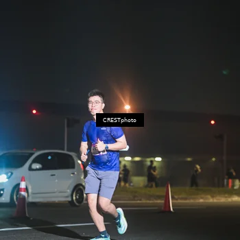 Runner Photo 7458944