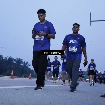 Runner Photo 7458990
