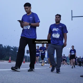 Runner Photo 7459072