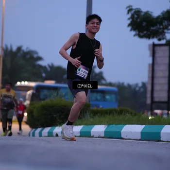 Runner Photo 7459084