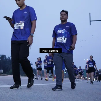 Runner Photo 7459095