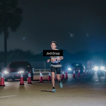 Runner Photo 7459113