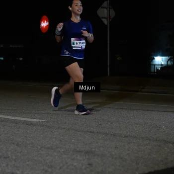 Runner Photo 7459131