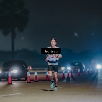 Runner Photo 7459144