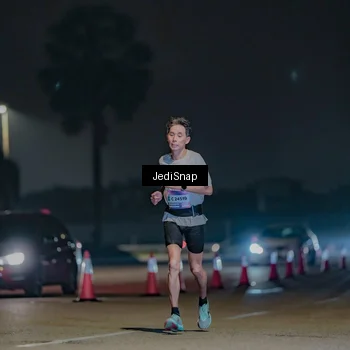 Runner Photo 7459183