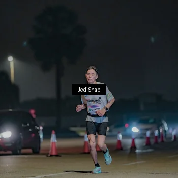 Runner Photo 7459205