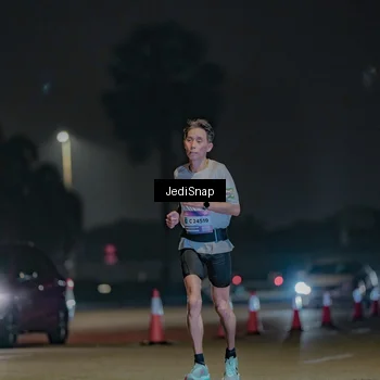 Runner Photo 7459208