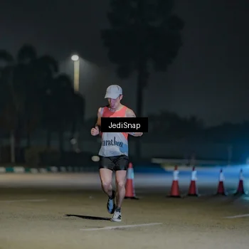 Runner Photo 7459268