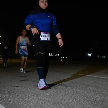 Runner Photo 7459275
