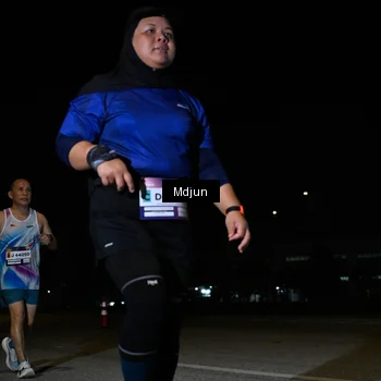 Runner Photo 7459298