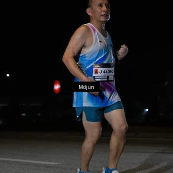 Runner Photo 7459323