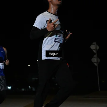 Runner Photo 7459326