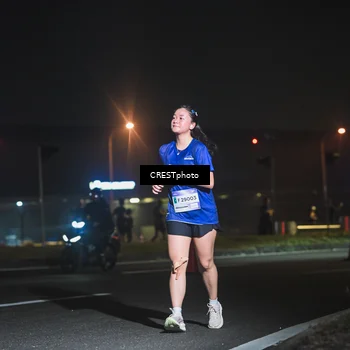 Runner Photo 7459344