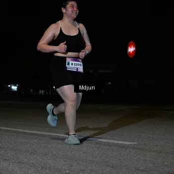 Runner Photo 7459372