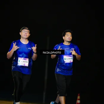 Runner Photo 7459378