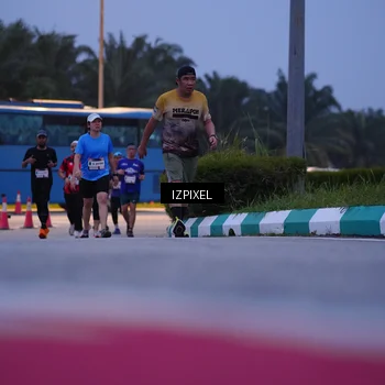 Runner Photo 7459408