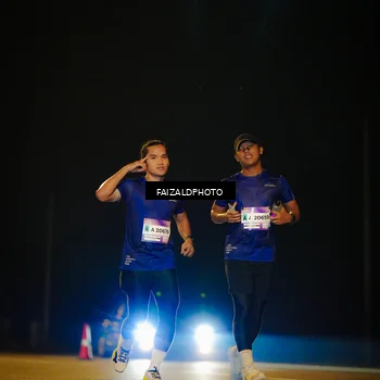 Runner Photo 7459424