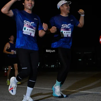 Runner Photo 7459474