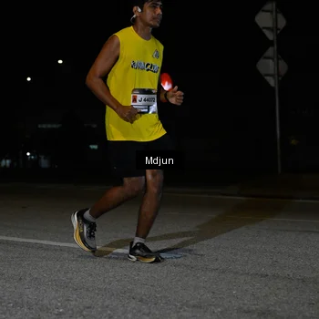 Runner Photo 7459543