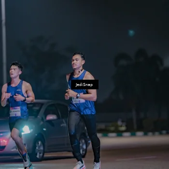 Runner Photo 7459674