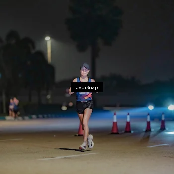 Runner Photo 7459726