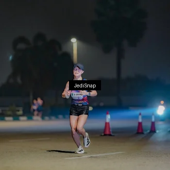 Runner Photo 7459744